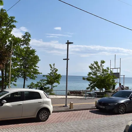 Chic In Nea Kallikratia *
